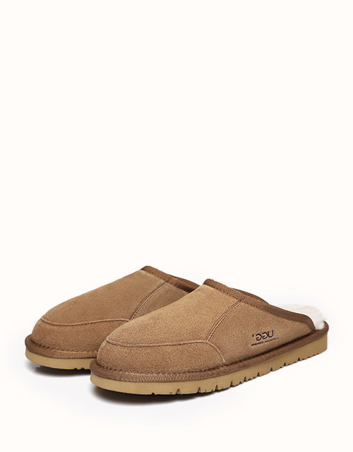AUSTRALIAN SHEPHERD® Bred Scuff Slippers (Chestnut)