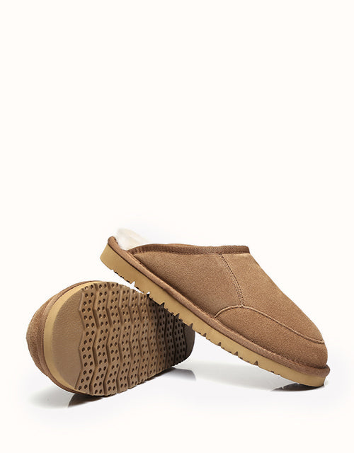 AUSTRALIAN SHEPHERD® Bred Scuff Slippers (Chestnut)