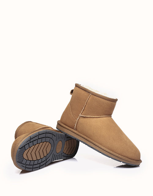 AUSTRALIAN SHEPHERD® MINI CLASSIC SUEDE Boots (Chestnut)