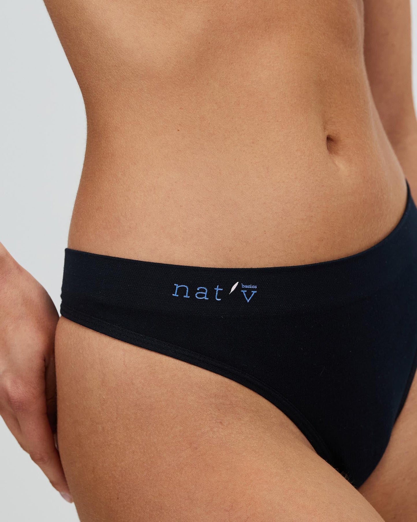 CHEEKY G STRING - BLACK