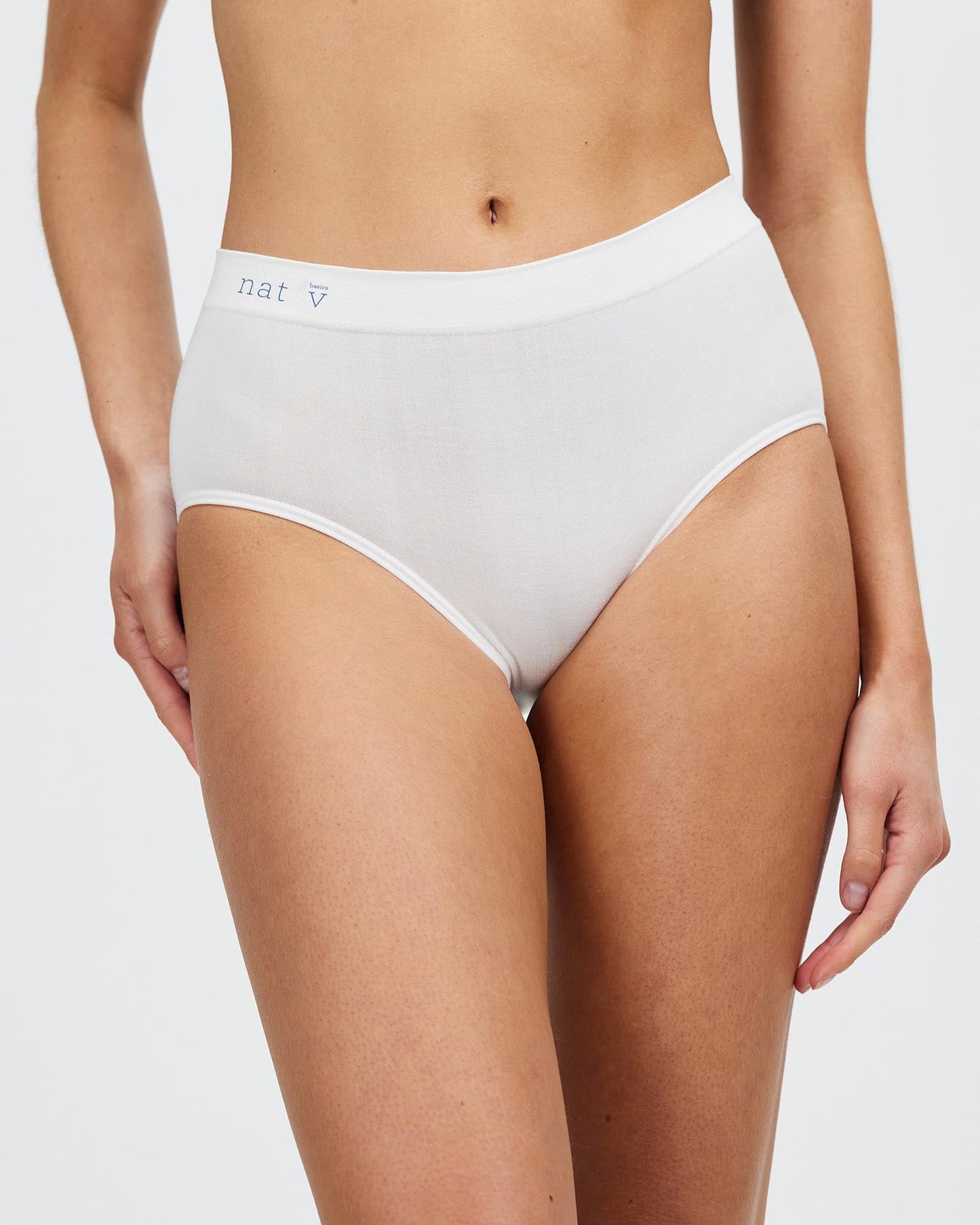 CLASSIC BRIEF - WHITE