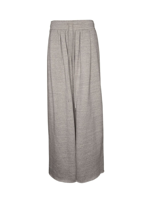 Image of a model wearing Pants. Productname: CHLOE Pants in Grey colour by brand - CHLOE