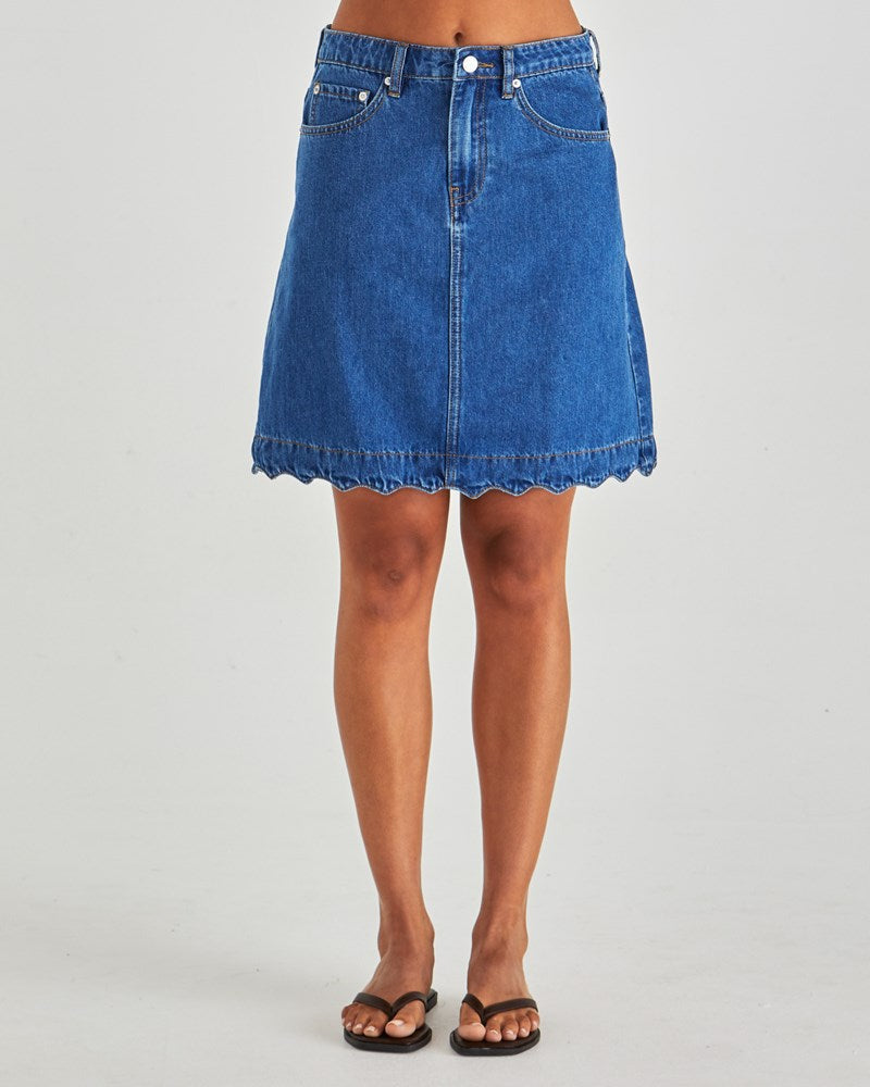 Sass Clothing Vale Scalloped Denim Skirt (Mid Blue Wash)