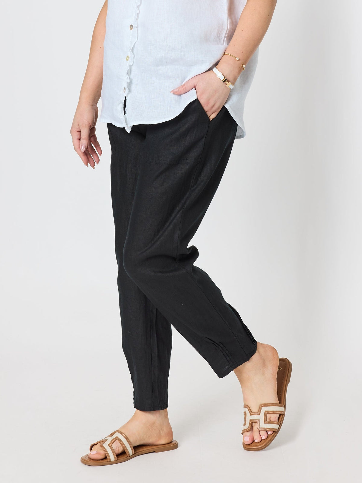 Gordon Smith Sarah Linen Pleat Hem Pant (Black)