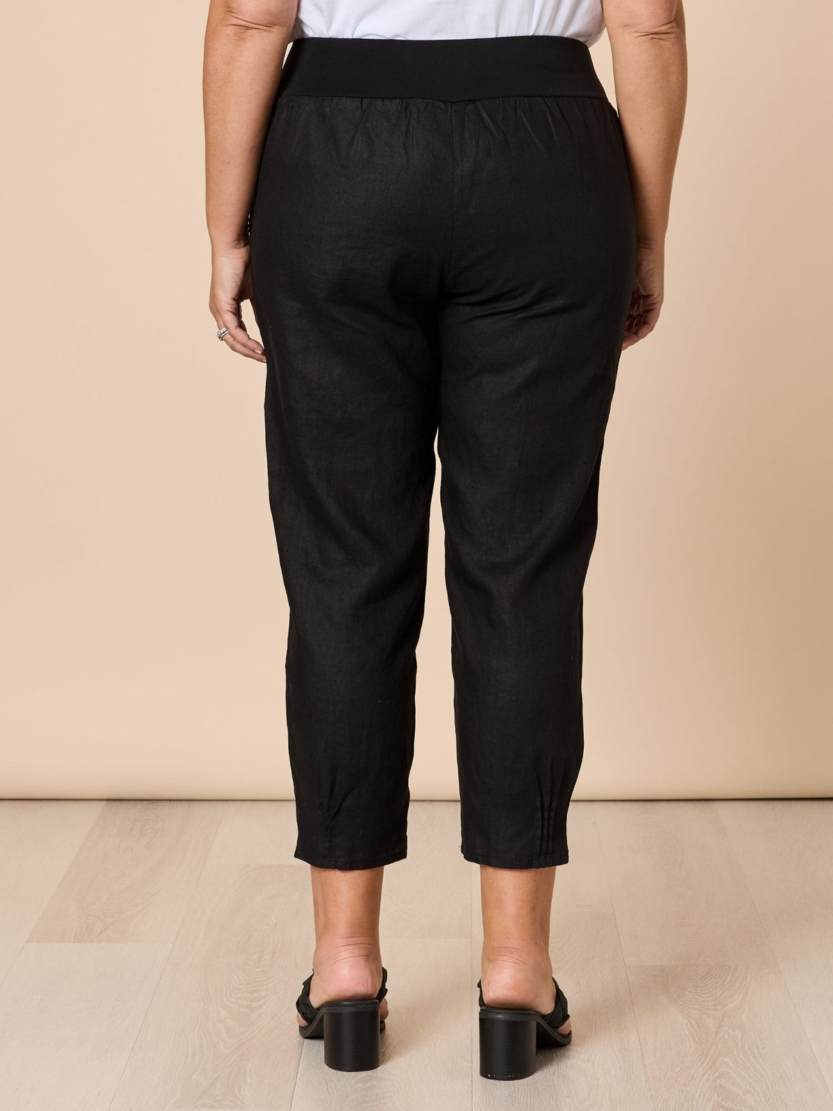 Gordon Smith Sarah Linen Pleat Hem Pant (Black)