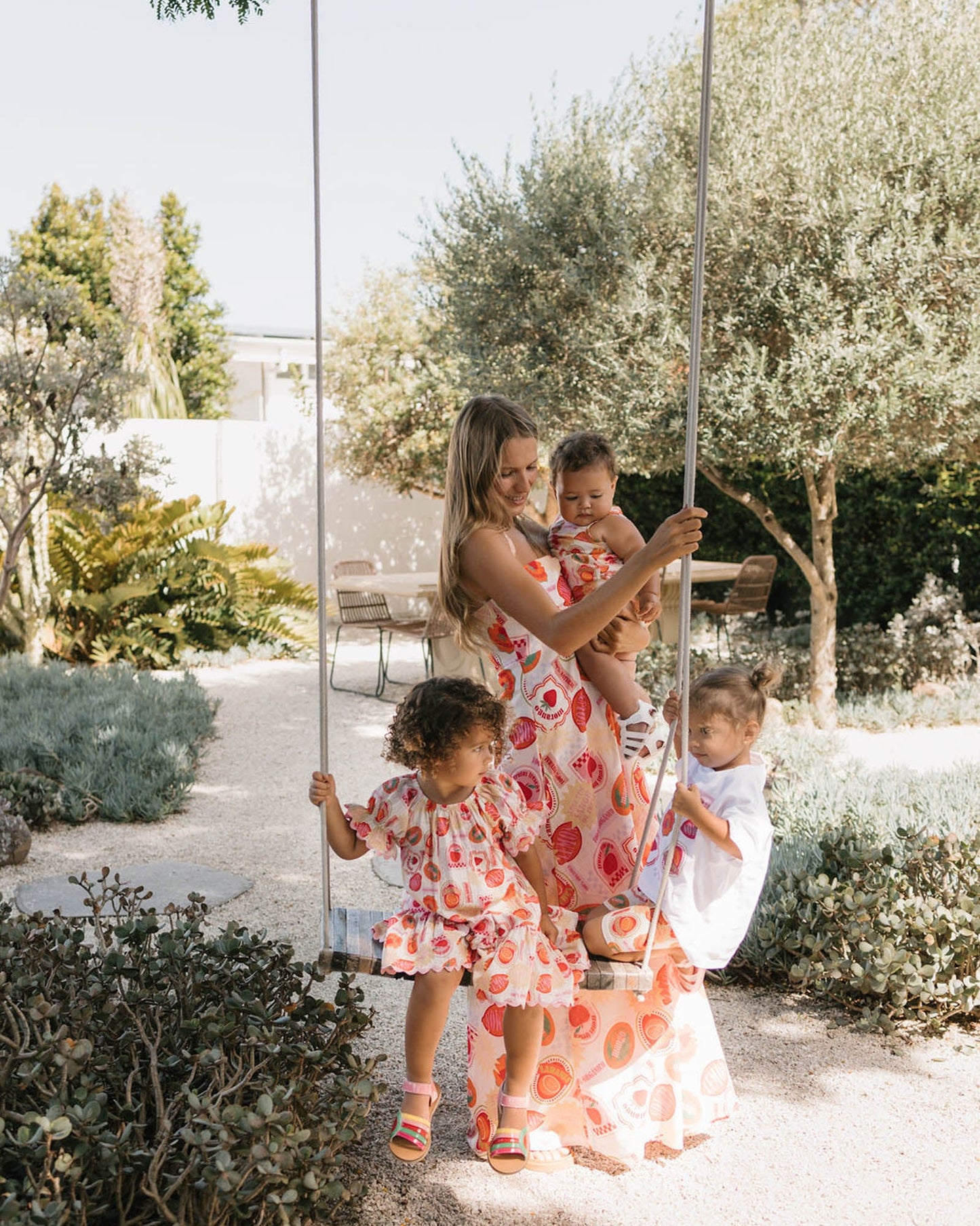 Walnut Melbourne Alexa Dress (Frutas Fescas)