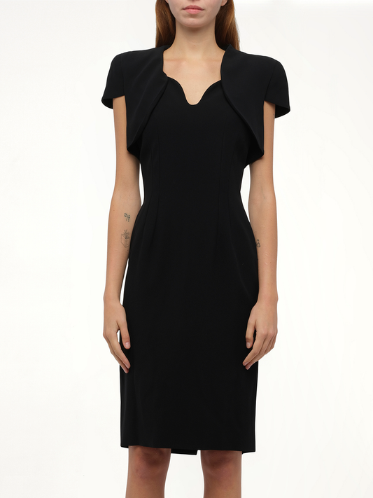 Image of a model wearing Dress. Productname: ALEXANDER MCQUEEN Amq - Dress in Black colour by brand - ALEXANDER MCQUEEN