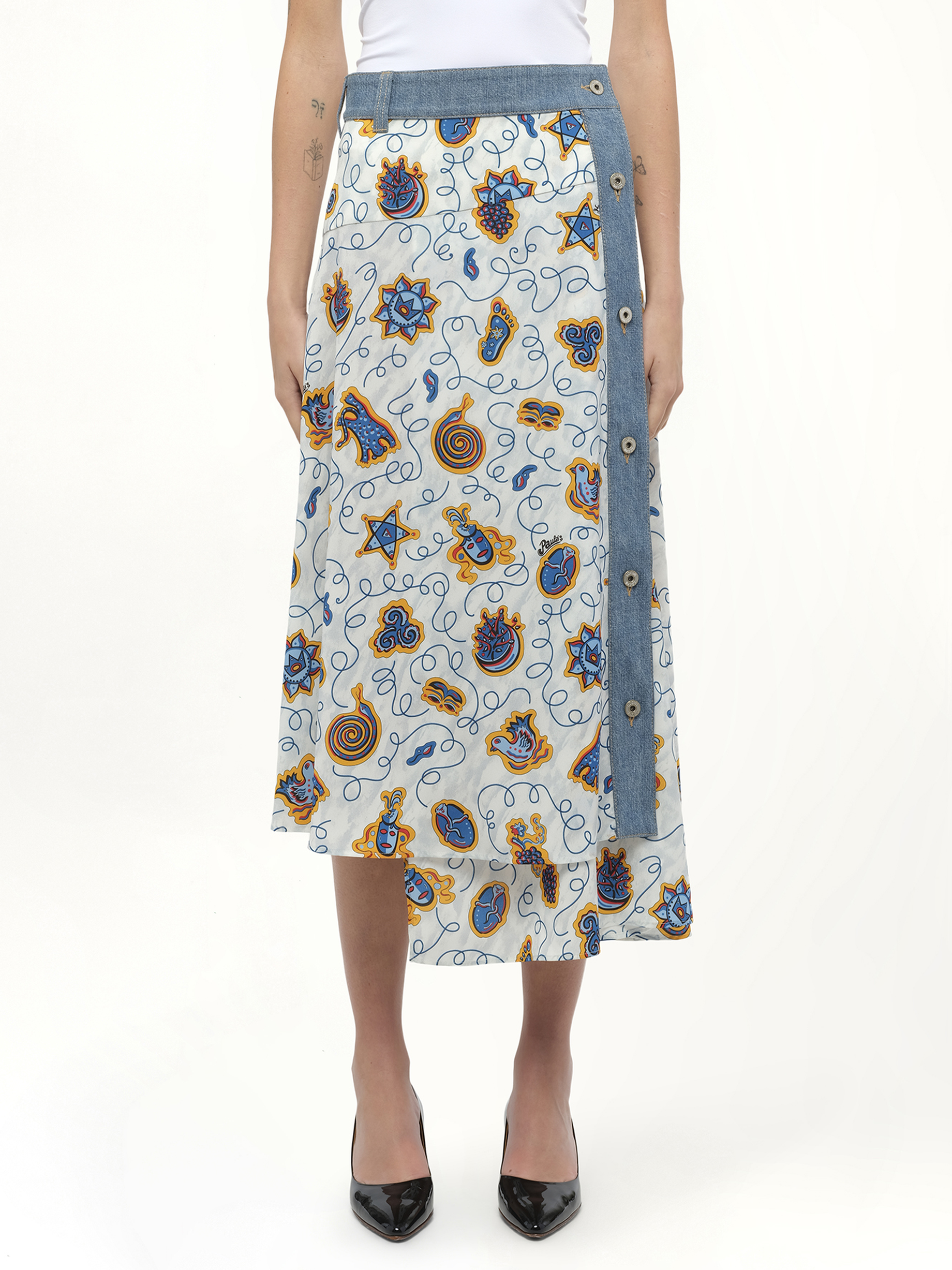 Image of a model wearing Skirts. Product name - Loewe x Paula Prt Skirt Denim in White colour by brand - LOEWE