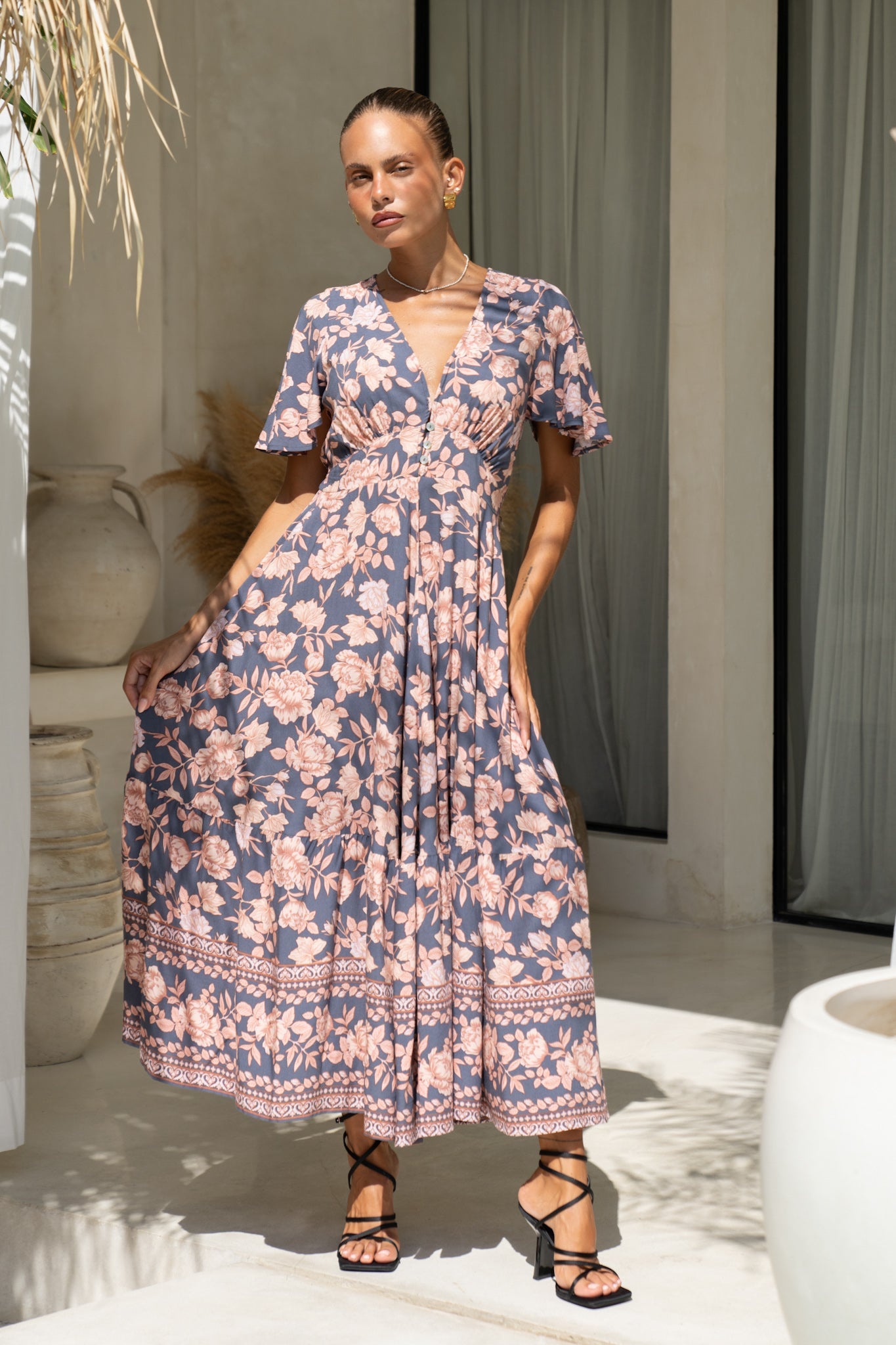 Heychic Amarante Navy Peach Boho V-Neck Midi Dress (Floral)
