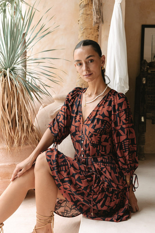 Heychic Maple Black Abstract Mini Dress (Rust)