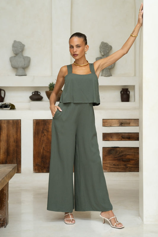 Image of a model wearing Outerwear. Productname: Heychic Adele Green Jumpsuit in Khaki colour by brand - Heychic