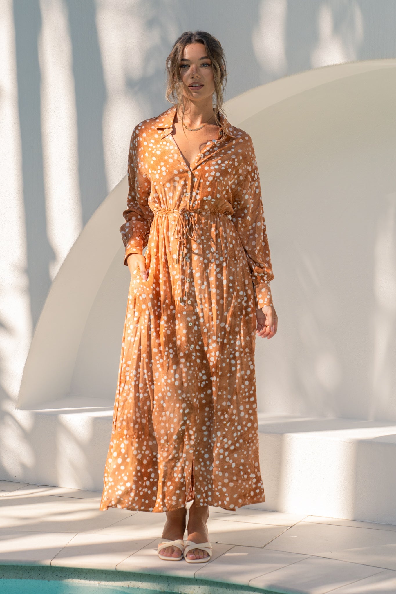 Heychic Lira Spot Shirt Maxi Dress (Brown)