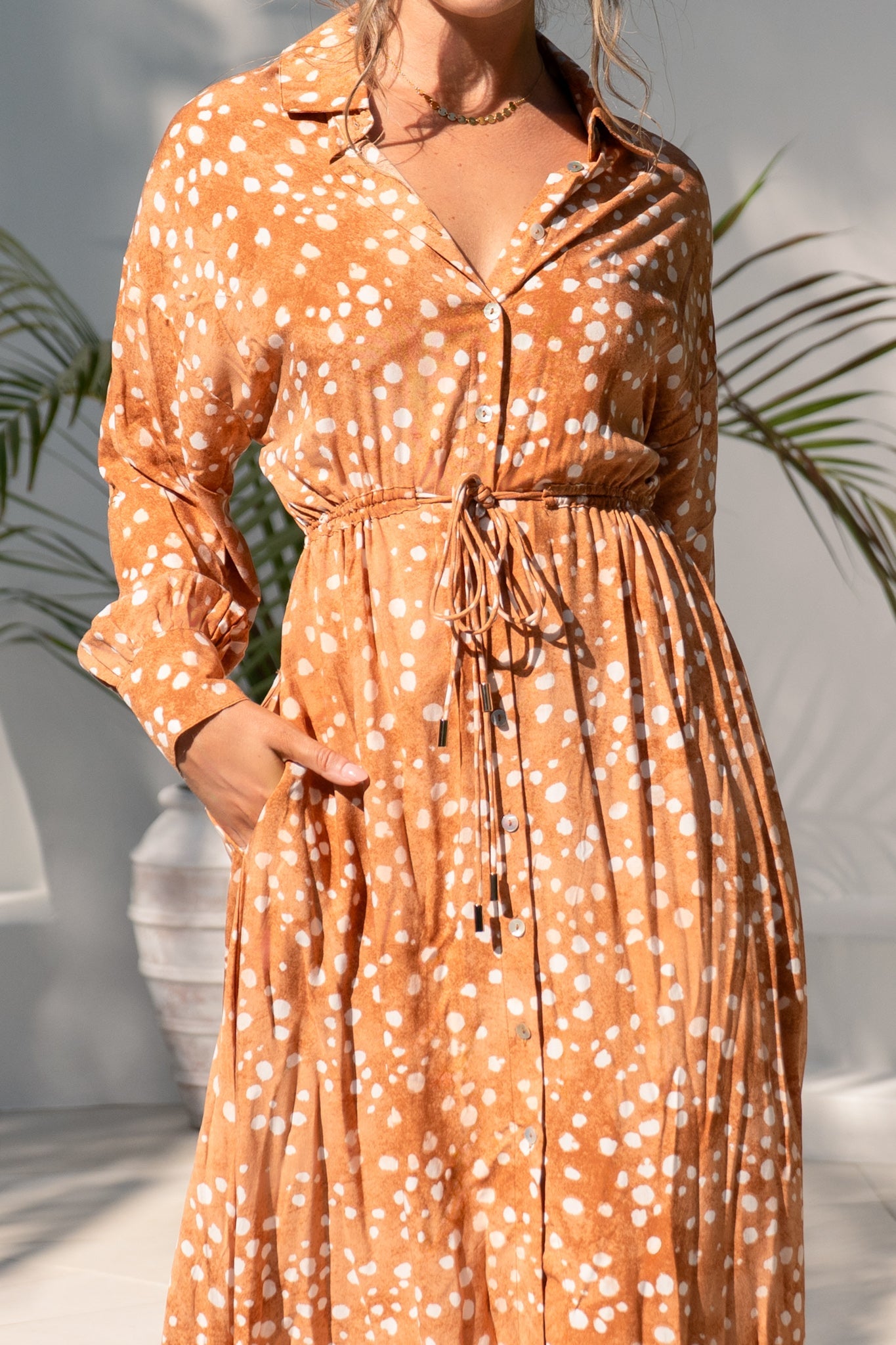 Heychic Lira Spot Shirt Maxi Dress (Brown)