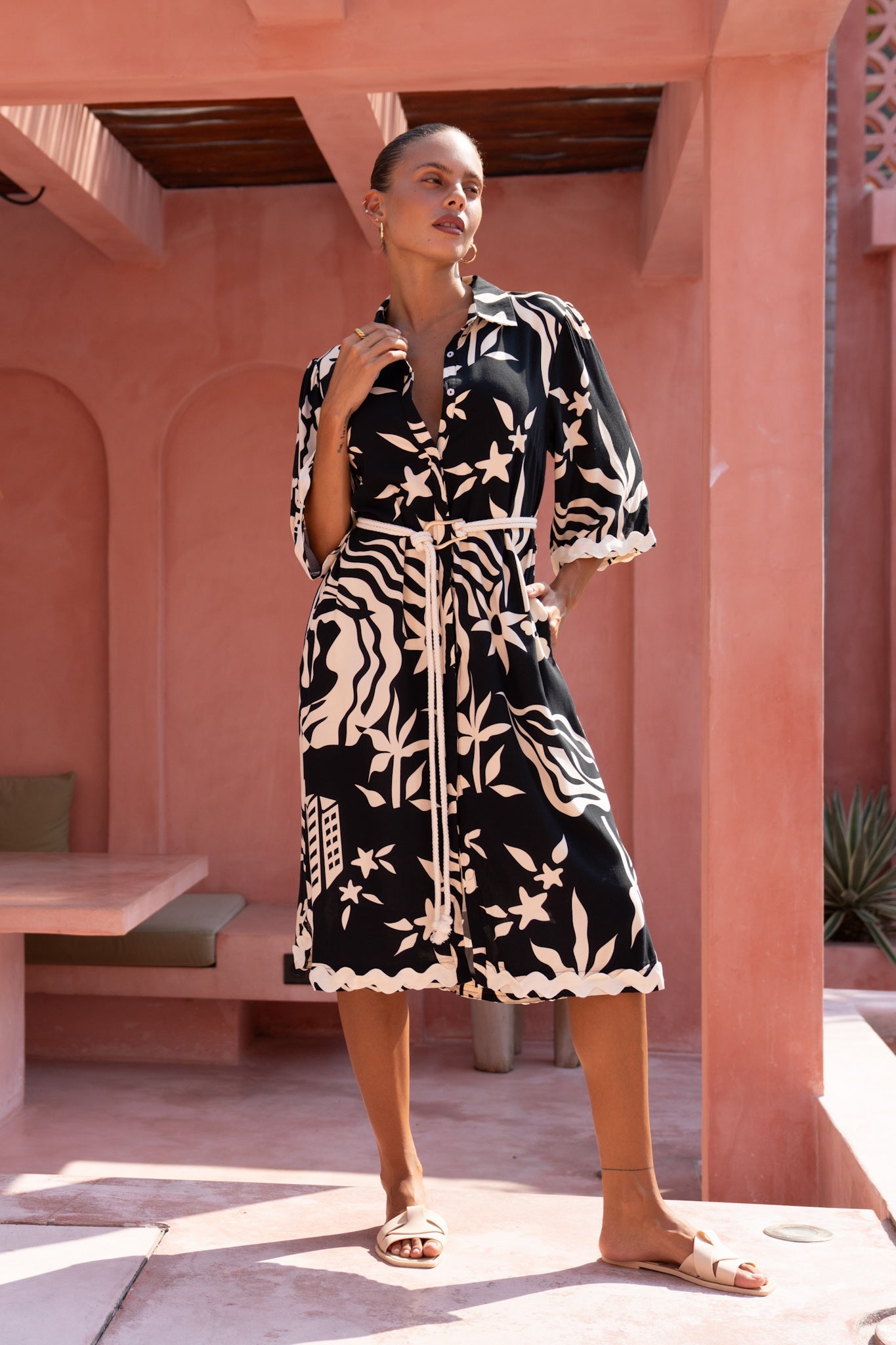 Heychic Cali Abstract Ric Rac Midi Dress (Black)