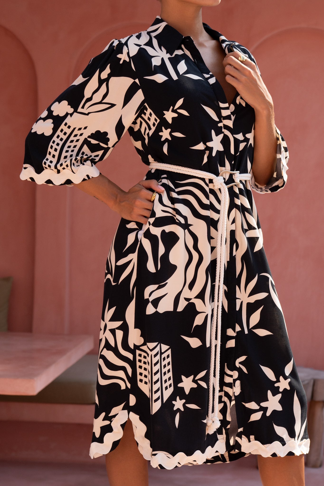 Heychic Cali Abstract Ric Rac Midi Dress (Black)
