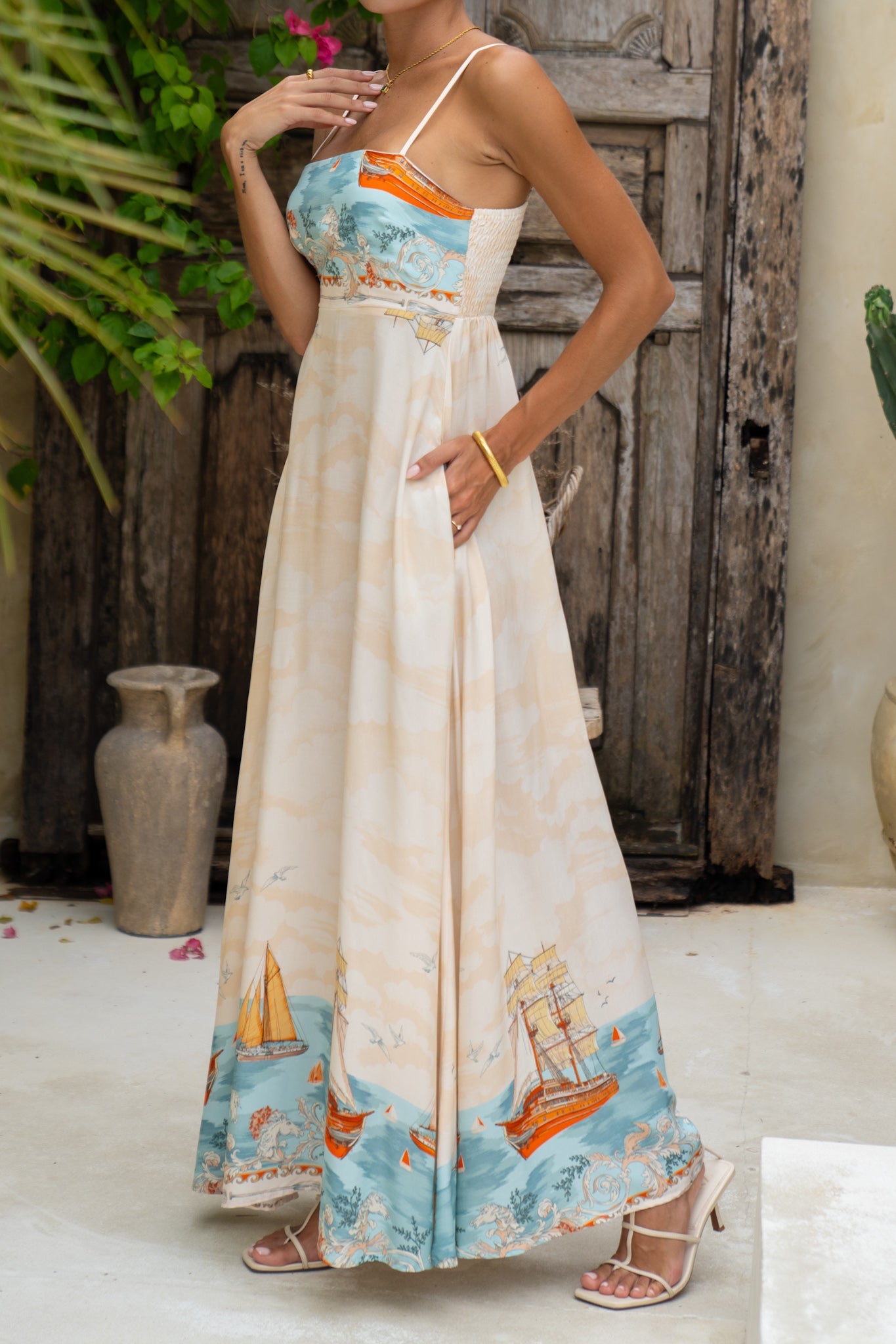 Heychic Marisol Blue Abstract Flared Maxi Dress (Beige)