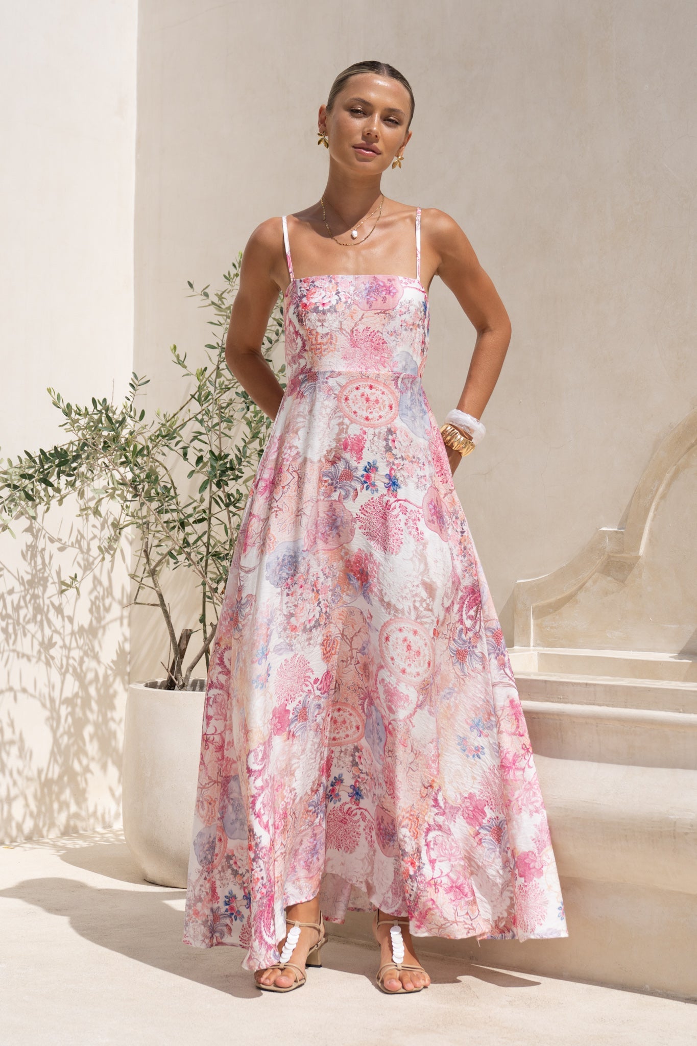 HEYCHIC Gezelle Pink Flared Maxi Dress (Floral)