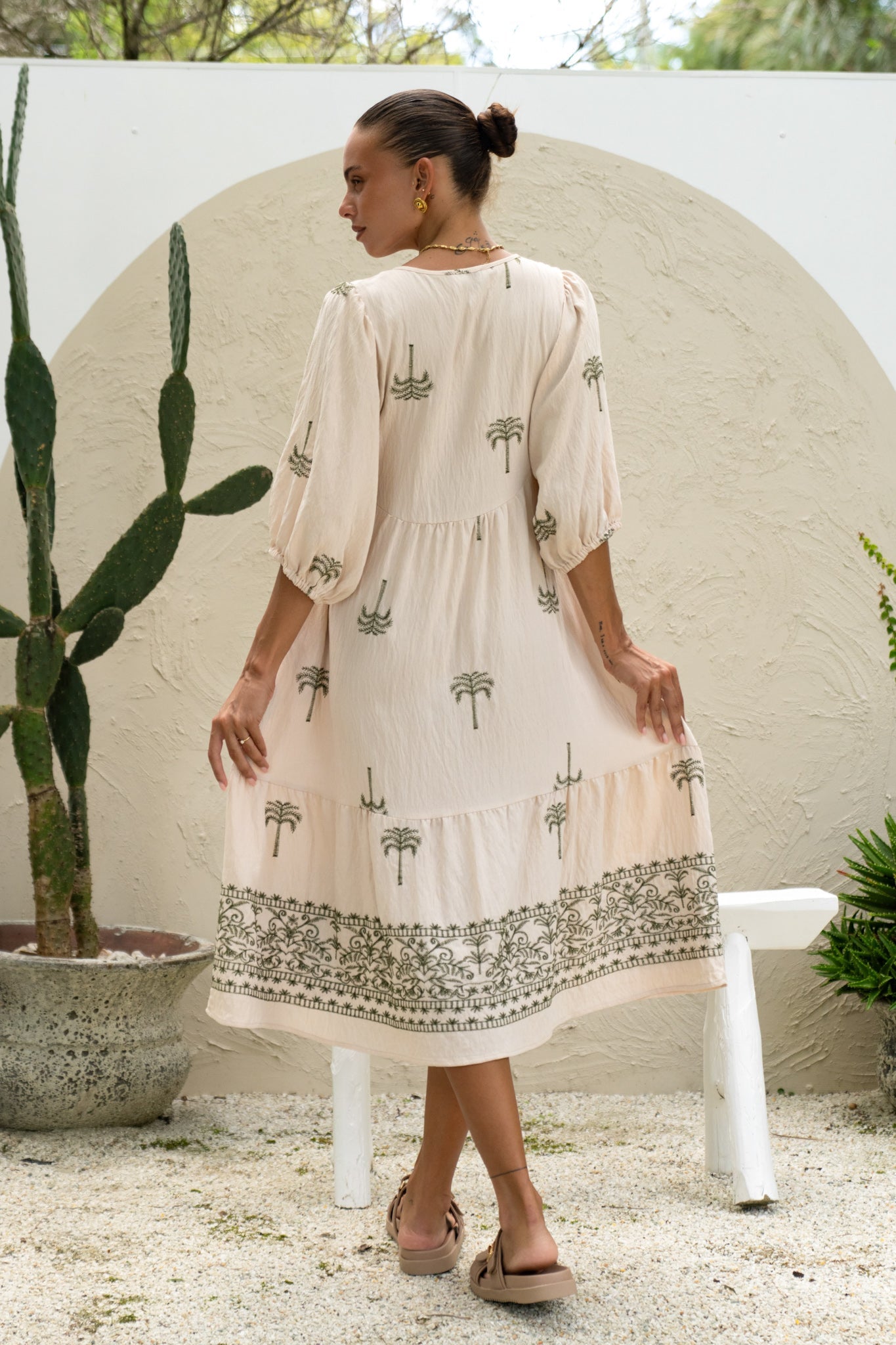 Heychic Kaena Green Tropical Embroidered Volume Sleeve Midi Dress (Beige)