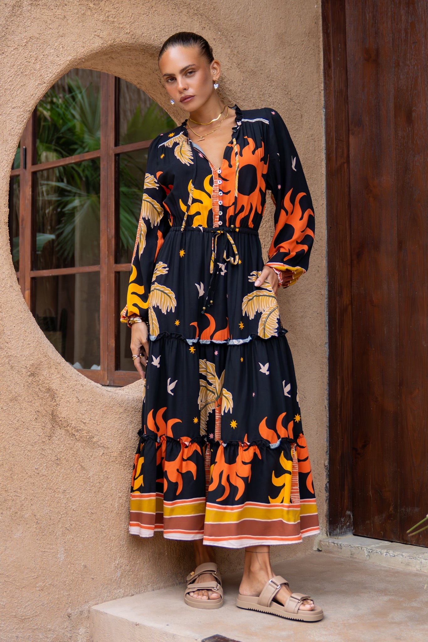 Heychic Solianne Tropical Long Sleeve Maxi Dress (Black)