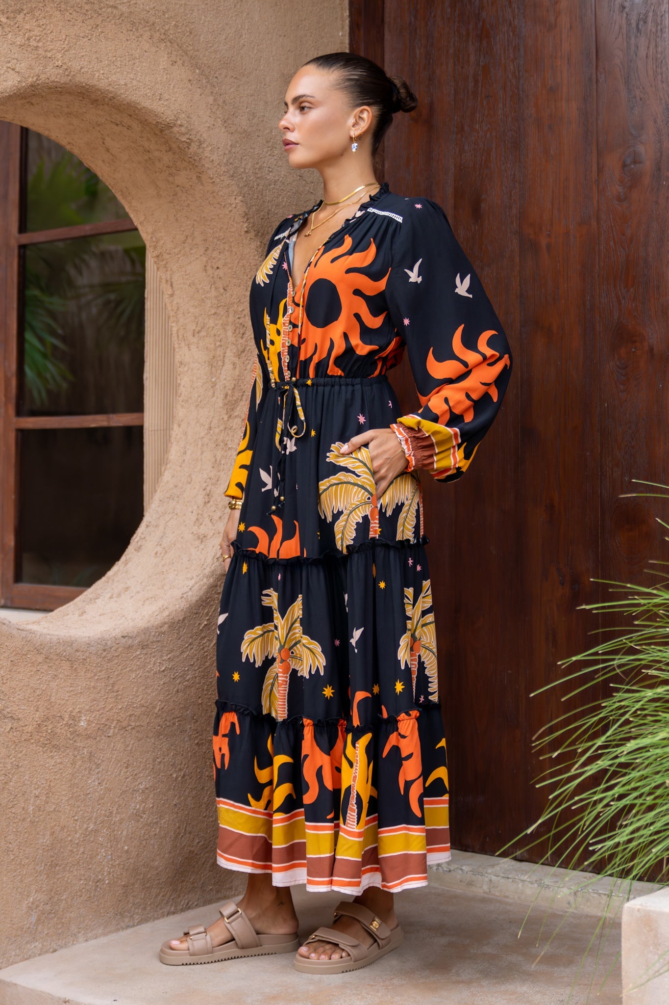 Heychic Solianne Tropical Long Sleeve Maxi Dress (Black)