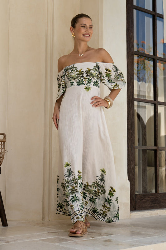 Image of Dresses. Productname: HEYCHIC Sabina Green Tropical Flared Sleeve Maxi Dress in Green colour by brand - HEYCHIC