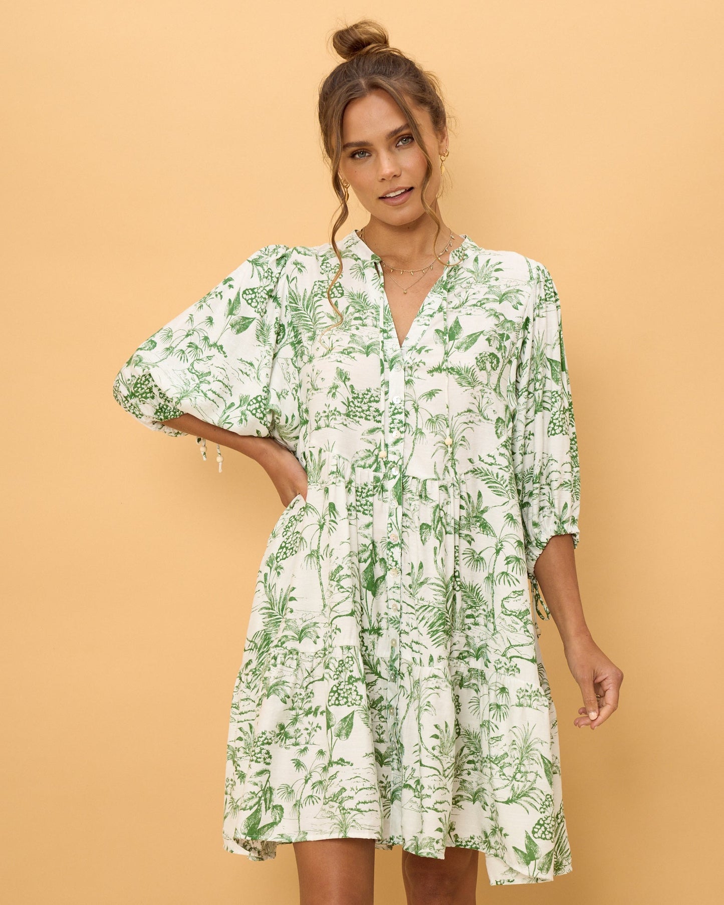 Heychic Avani Green Tropical Button Down Mini Dress (Floral)