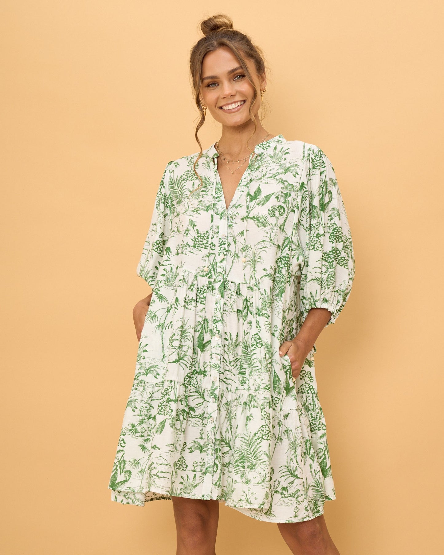 Heychic Avani Green Tropical Button Down Mini Dress (Floral)