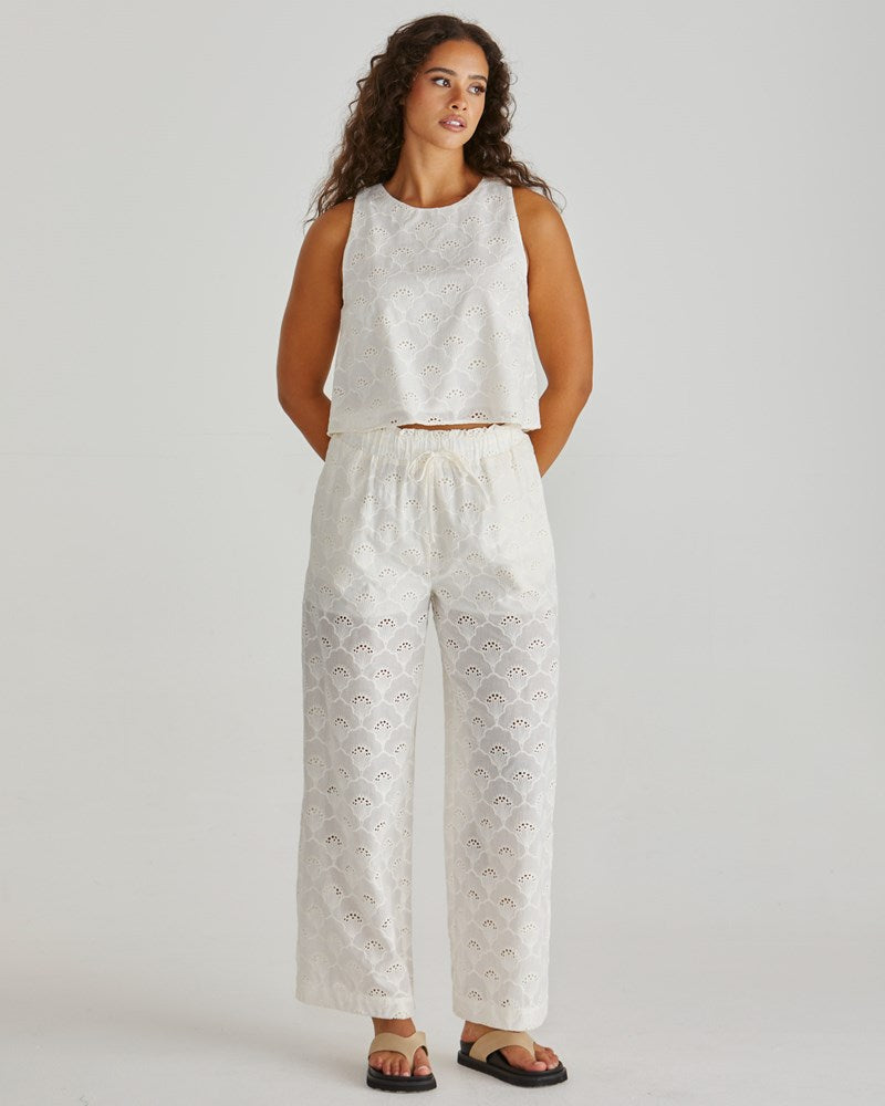 Sass Clothing Zimmy Broderie Tank (Cream)