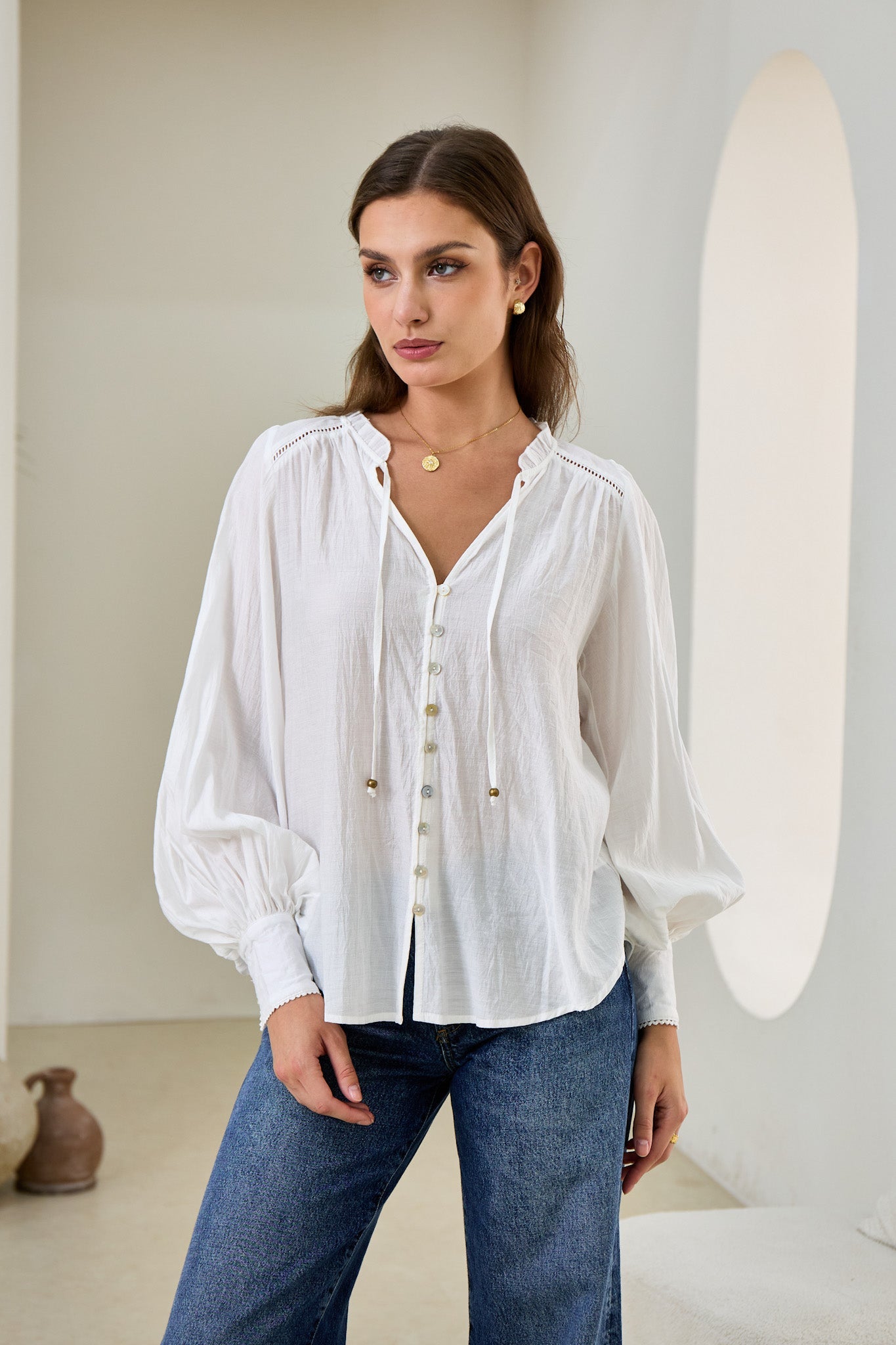 Heychic Carissa Balloon Sleeve Blouse (White)
