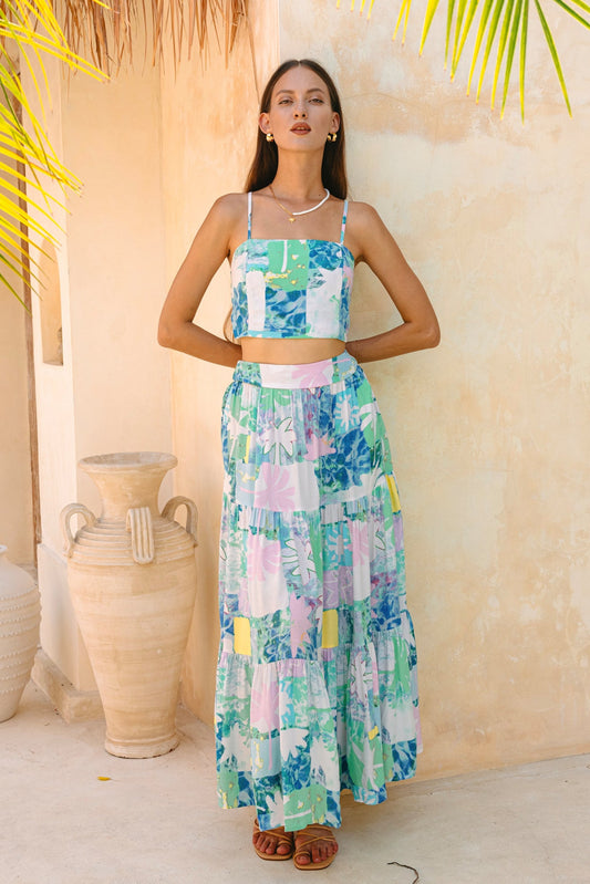 Heychic Maeve Blue Green Abstract Tiered Maxi Skirt (Aqua)