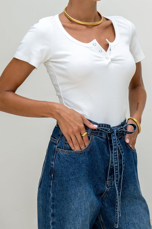 Heychic Adi Ribbed T-Shirt (White)