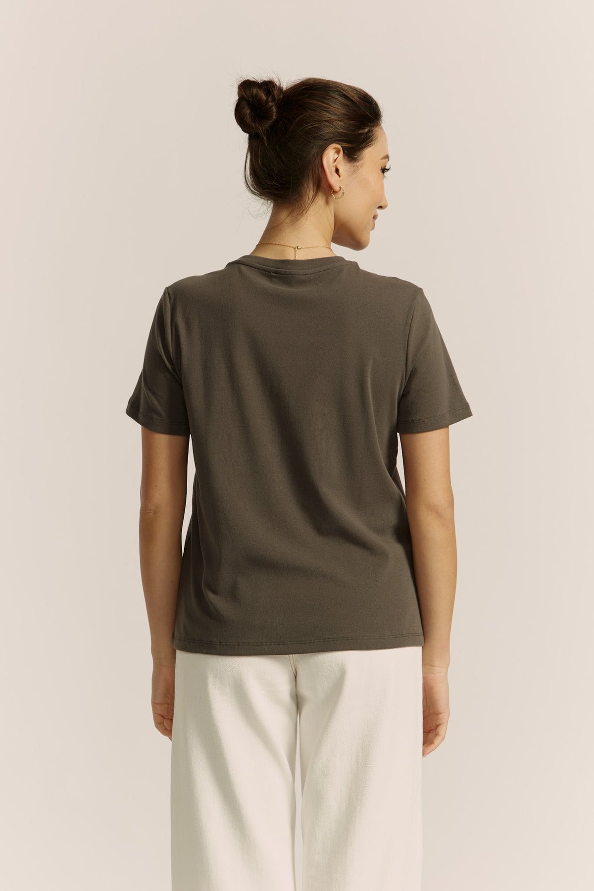 Heychic Sunnies Charcoal Graphic T-Shirt (Grey)