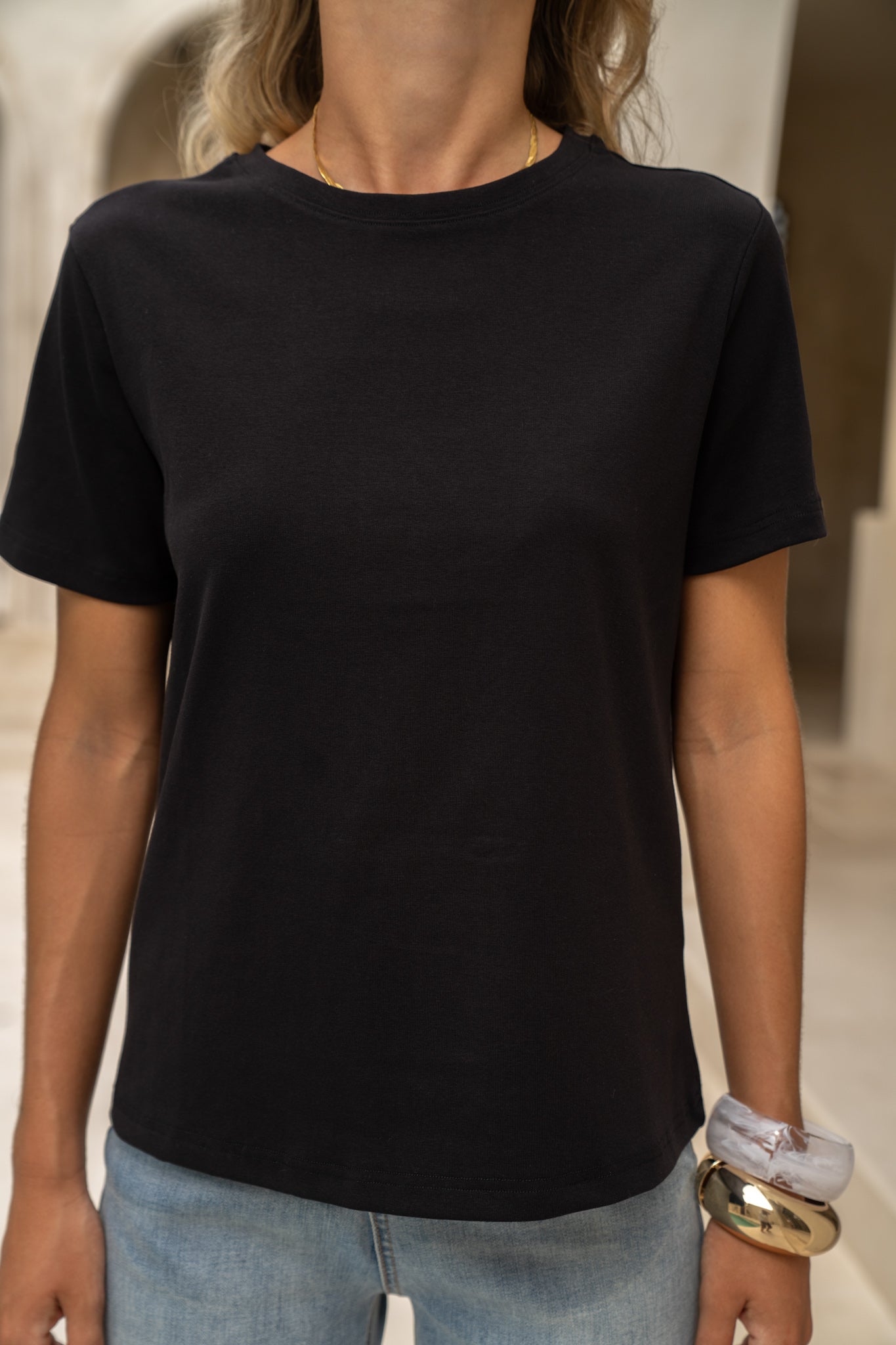 HEYCHIC Nox Classic Fit T-Shirt (Black)