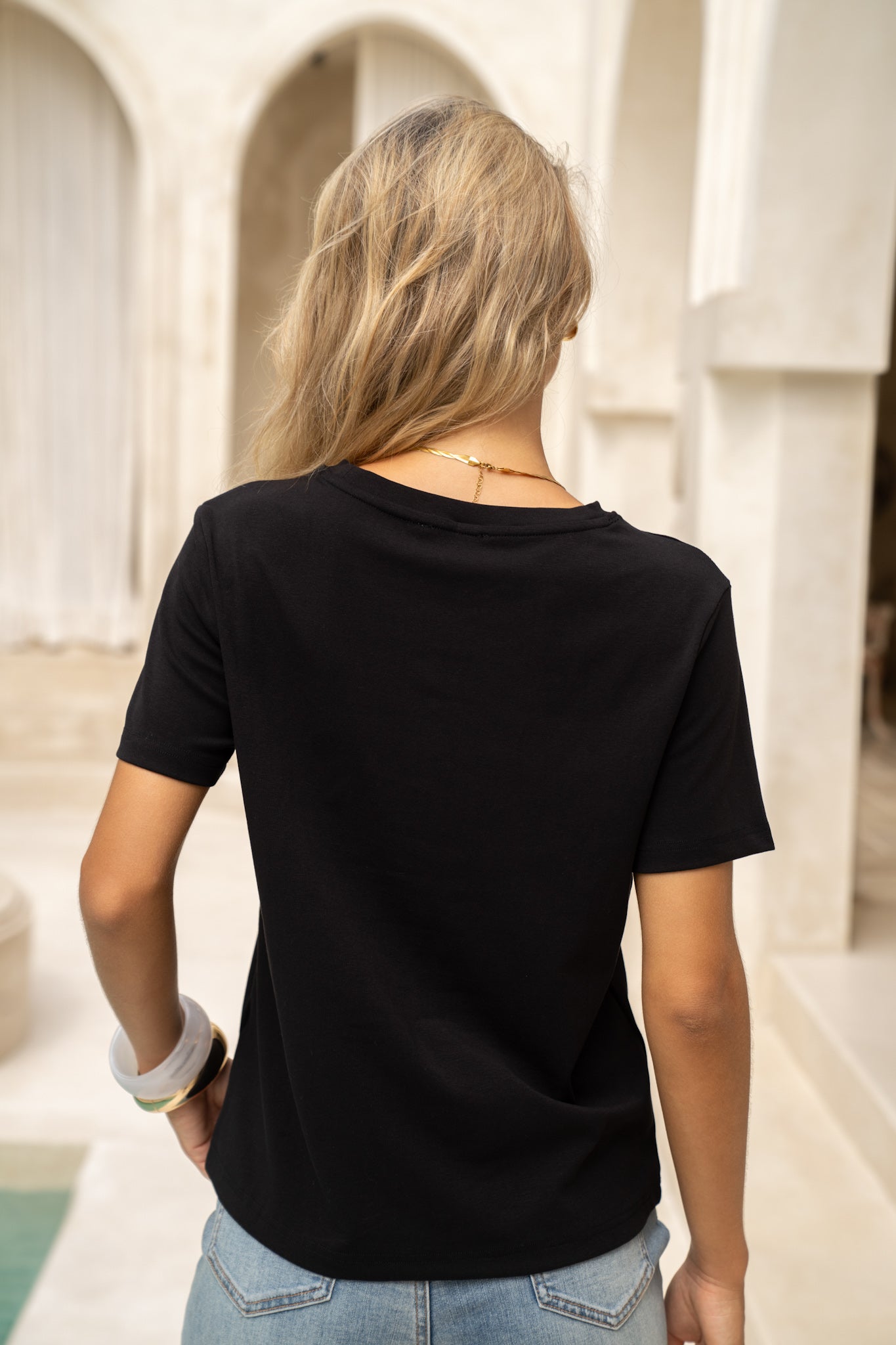 HEYCHIC Nox Classic Fit T-Shirt (Black)