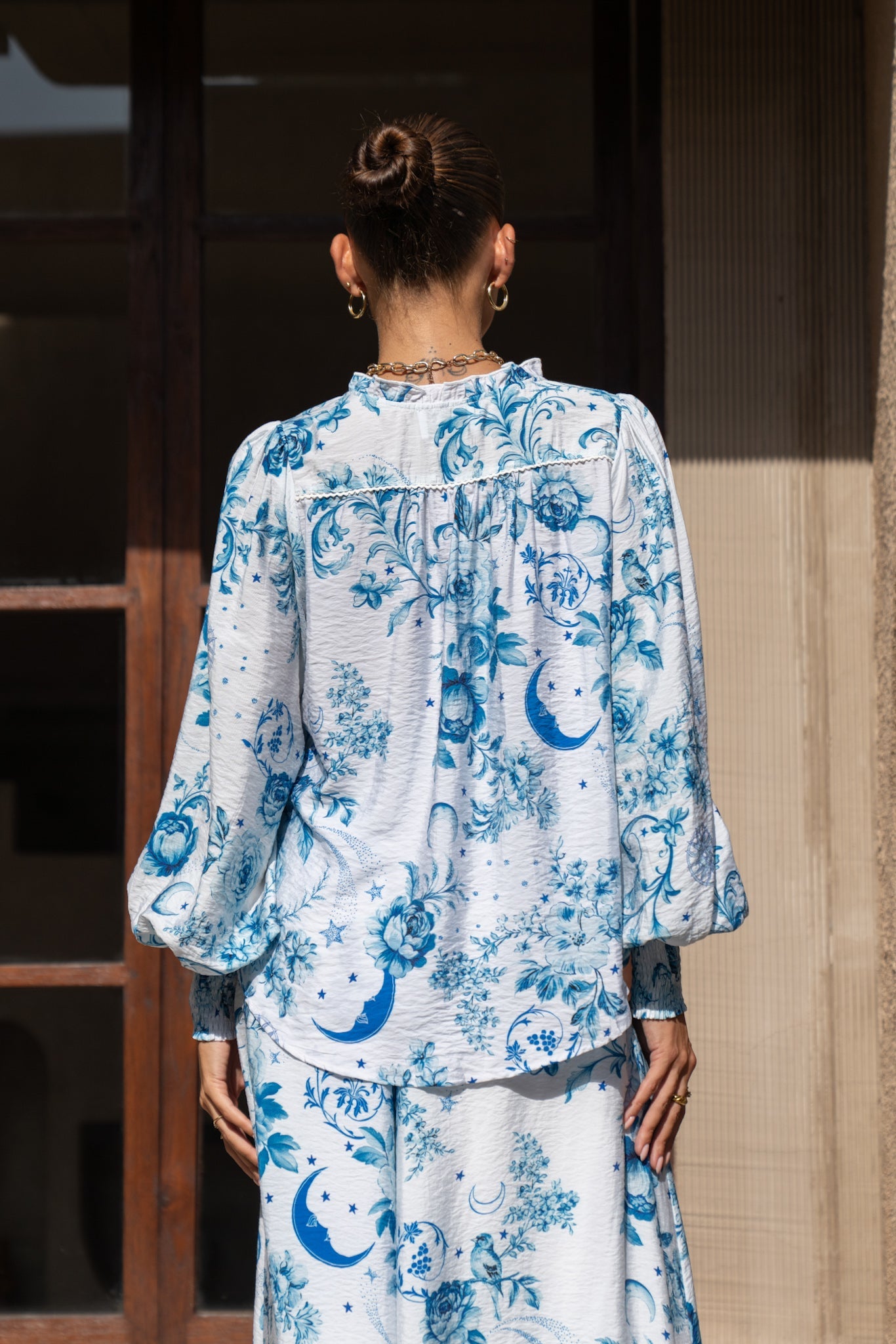 Heychic Lorellina Floral Balloon Sleeve Blouse (Blue)