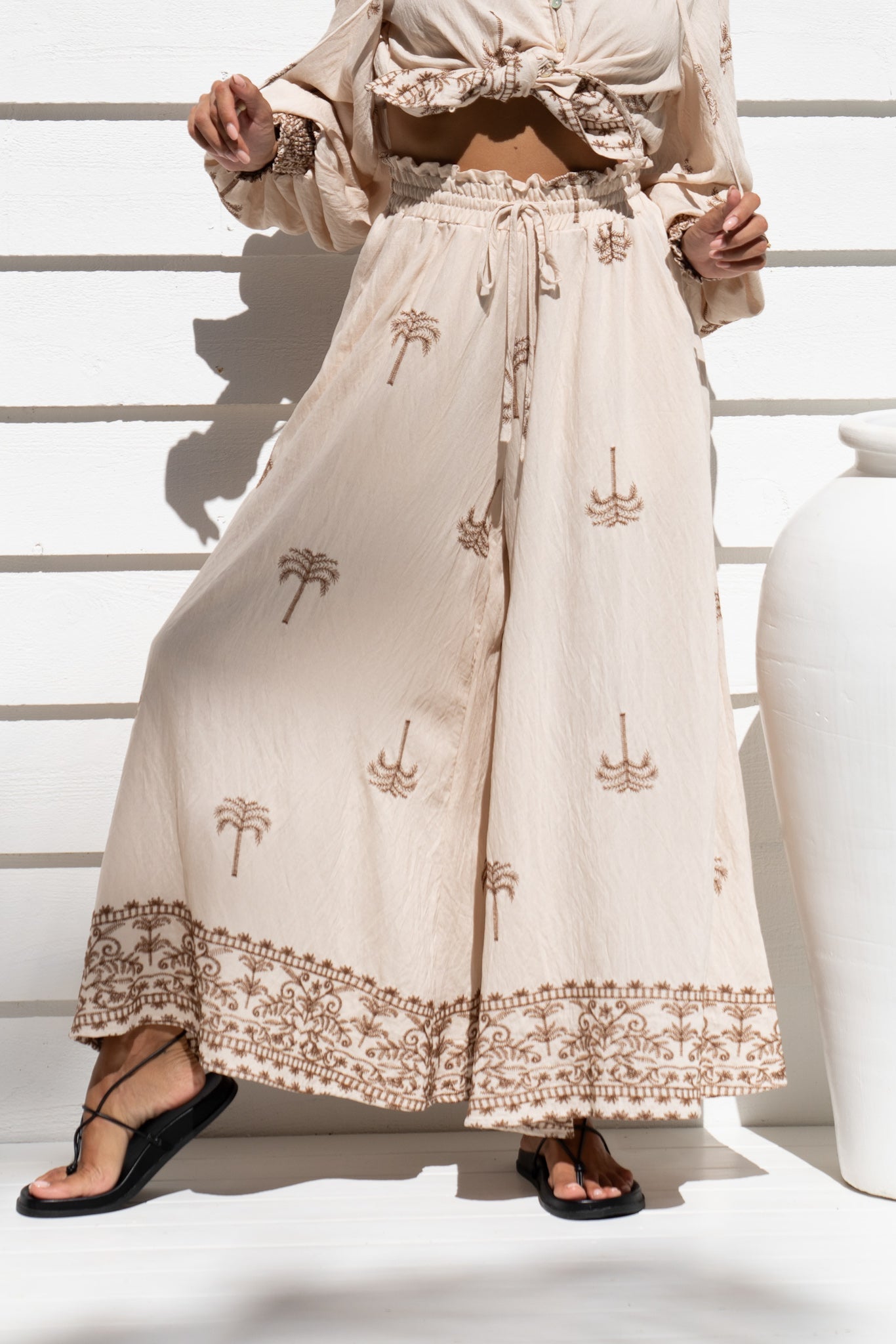 Heychic Kaena Tropical Embroidered Wide Leg Cropped Pants (Brown)