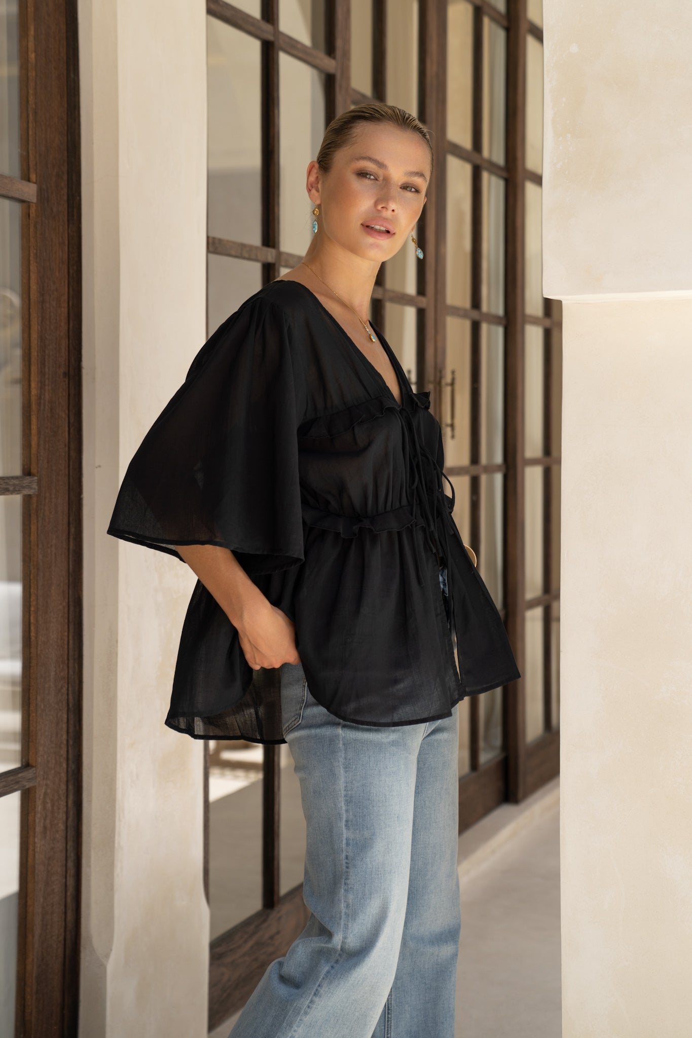 HEYCHIC Josienne Frill Tie Detail Blouse (Black)