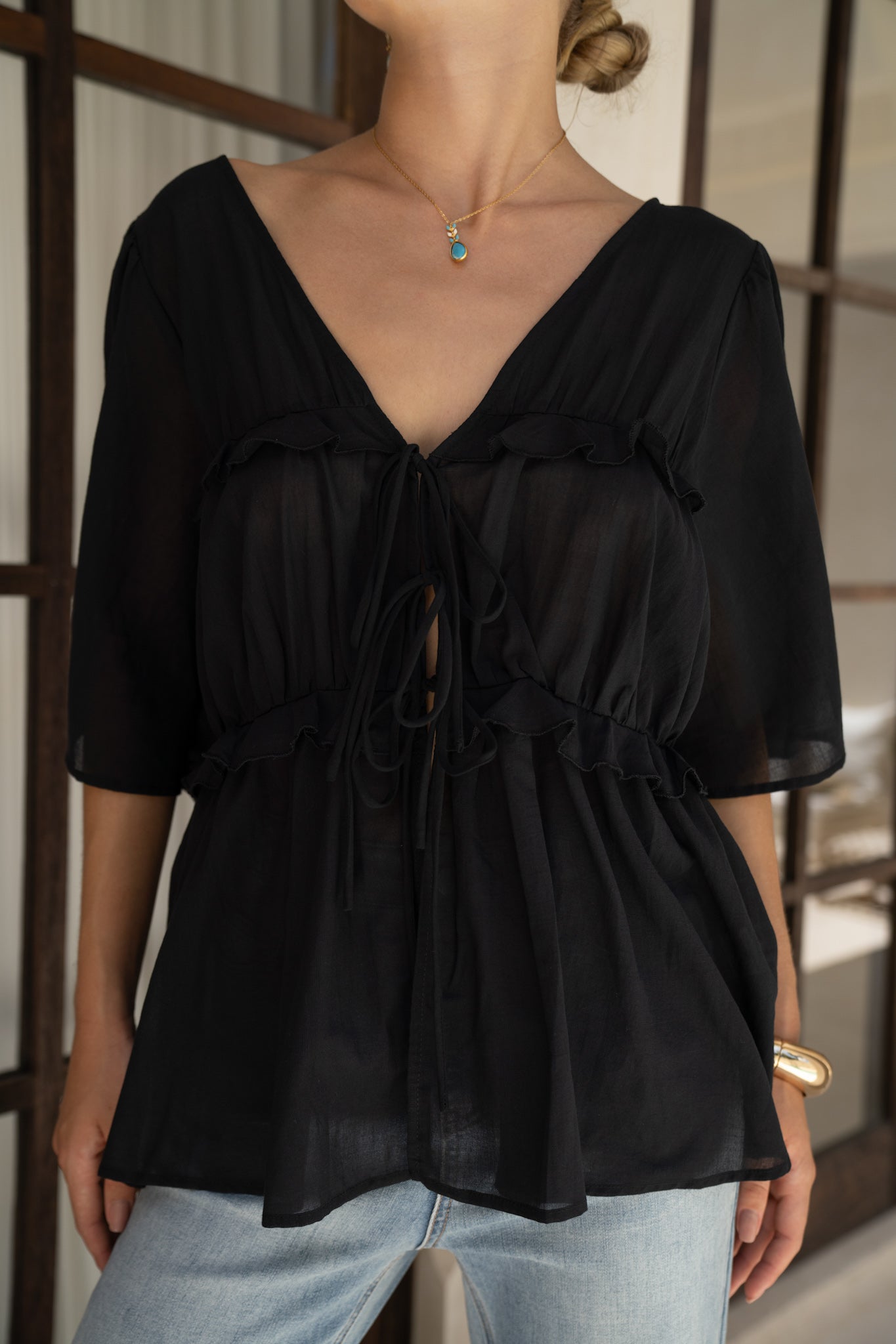 HEYCHIC Josienne Frill Tie Detail Blouse (Black)