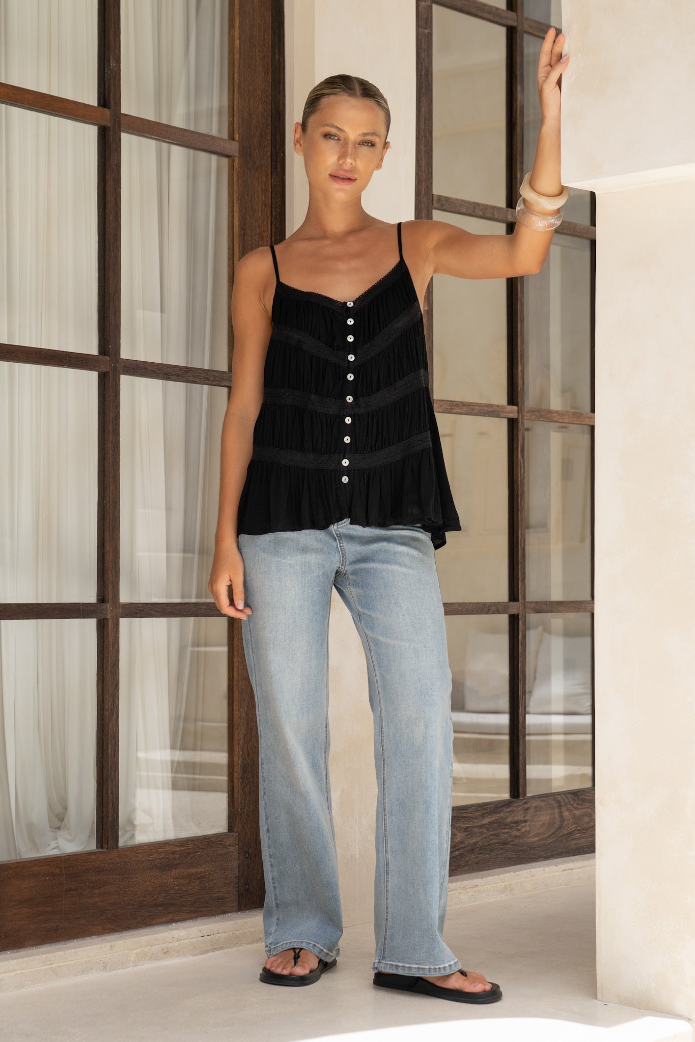 HEYCHIC Anwen Lace Trim Cami Top (Black)