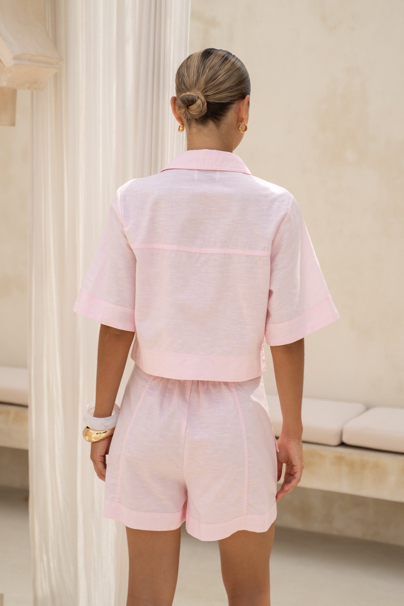 HEYCHIC Averie Cropped Shirt (Pink)