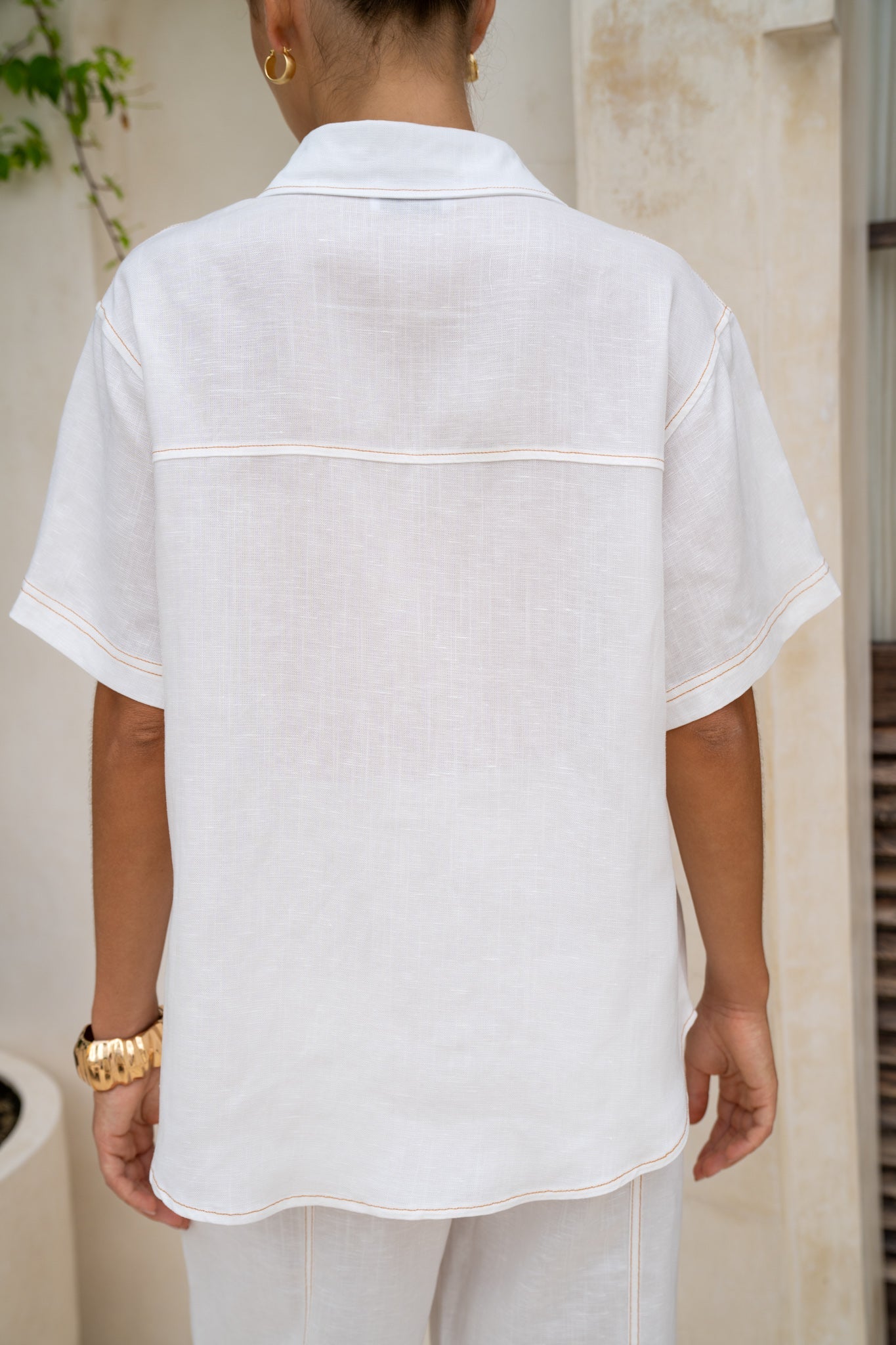 HEYCHIC Joleen Off- Contrast Stitch Shirt (White)