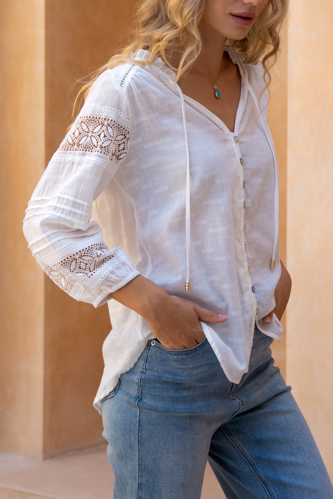 HEYCHIC Islen Lace Blouse (White)