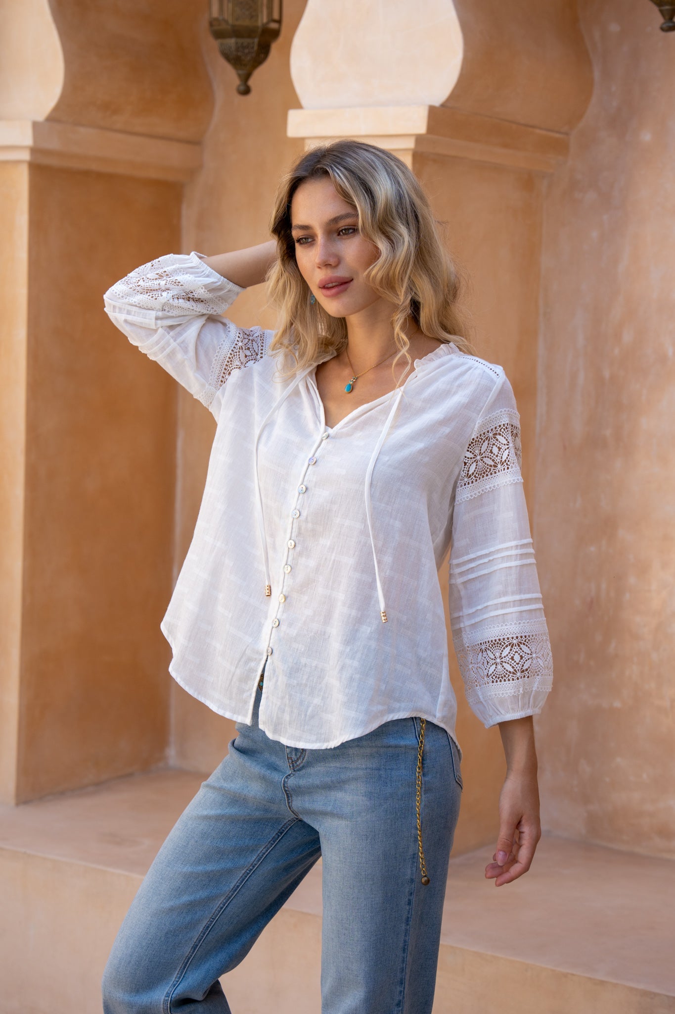 HEYCHIC Islen Lace Blouse (White)