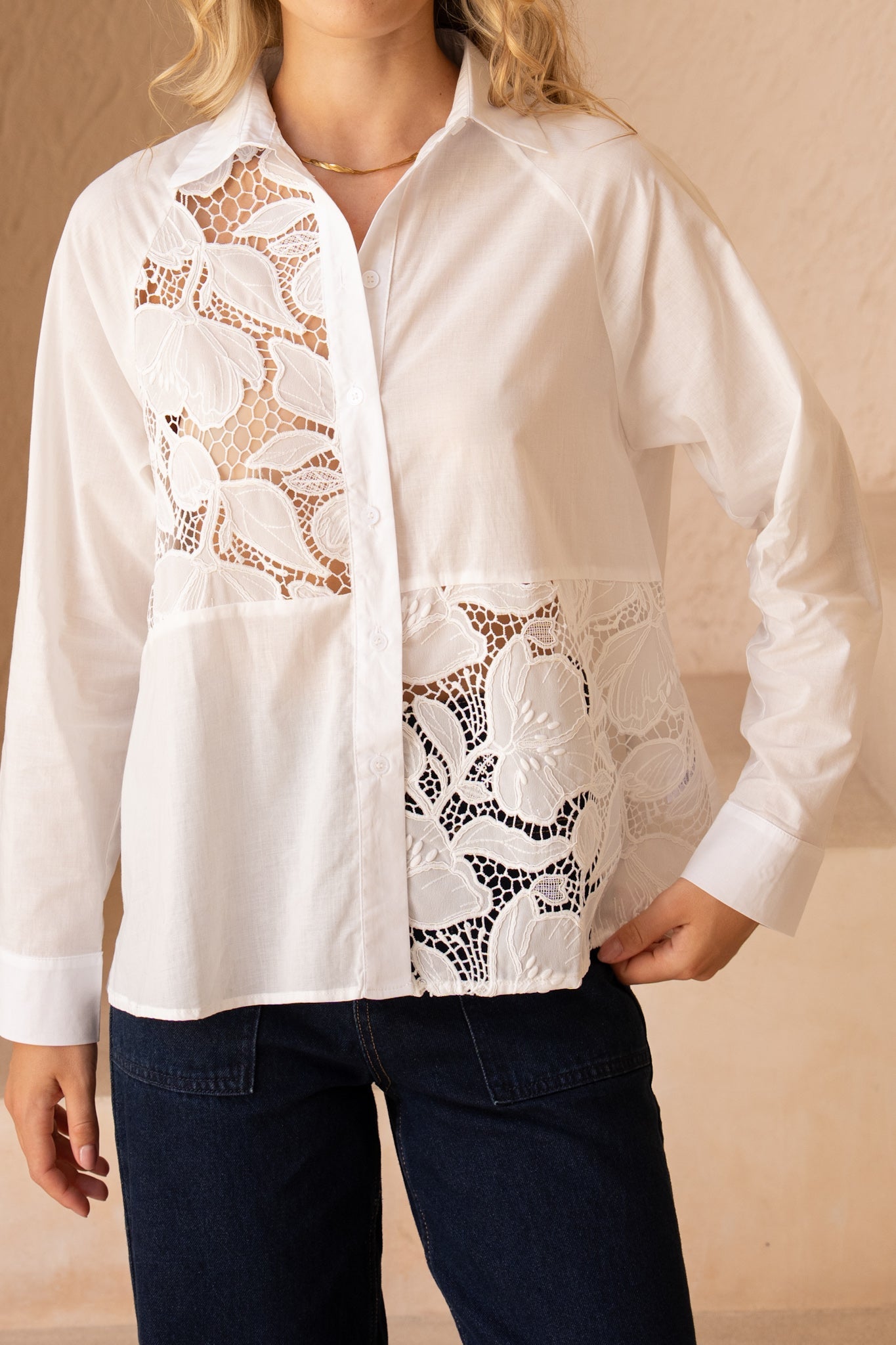 HEYCHIC Annabel Lace Shirt (White)