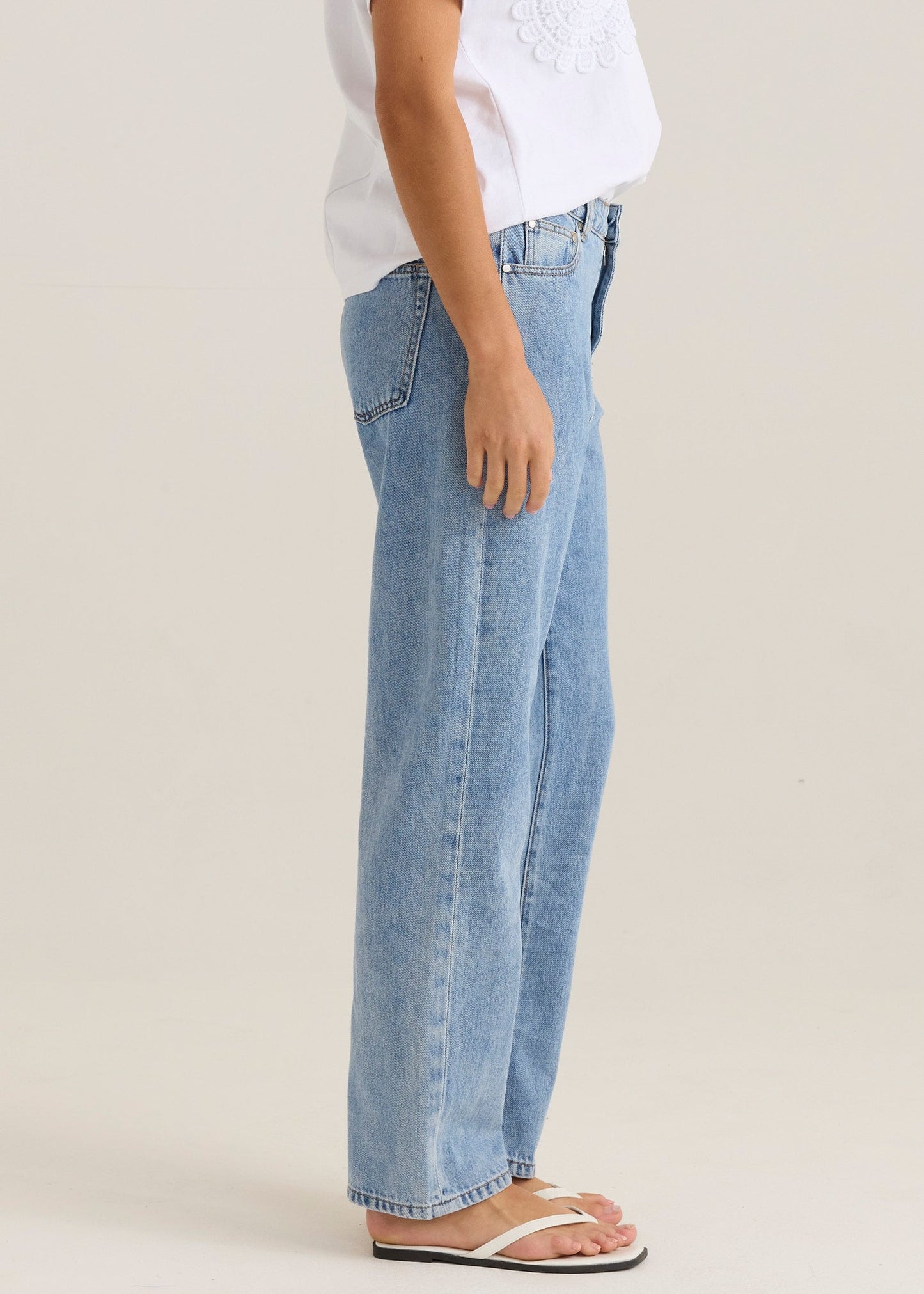 Sass Clothing Kalani Straight Leg Jean (90'S Blue Wash)