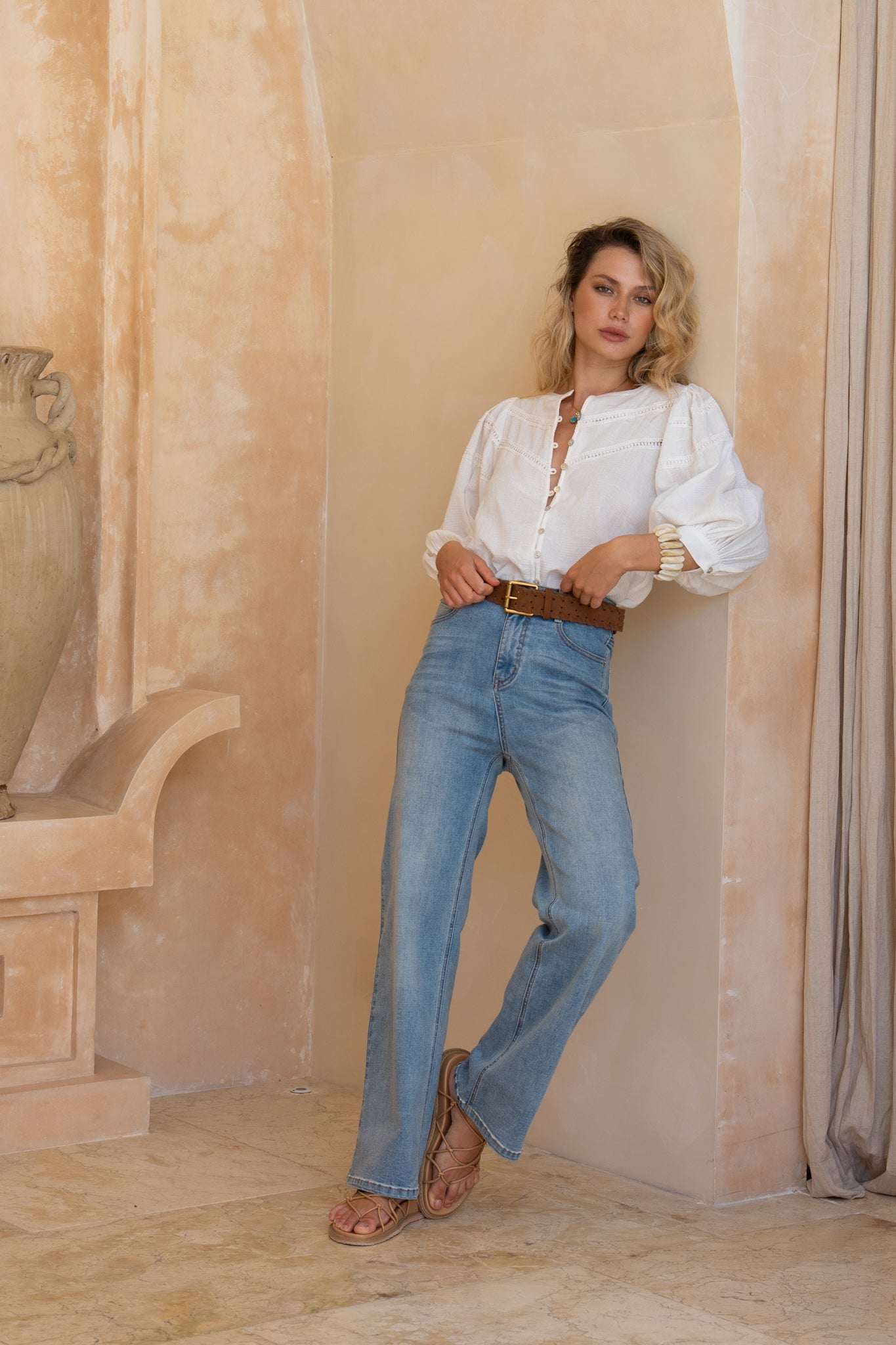 Heychic Anara Jacquard Blouse (White)
