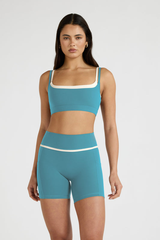 Image of Activewear. Product name - ALLFENIX CloudCore Contrast 5" Pocket Bike Short in Short colour by brand - All Fenix