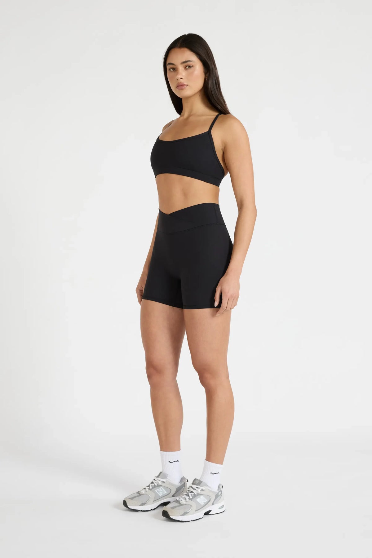 ALLFENIX CloudCore V-Waist 5" Bike Short (Black)