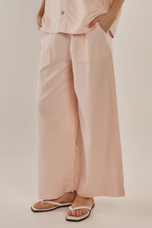 Image of Jeans. Productname: Betty Basics Saffra Relax Leg Jean Pink in Pink colour by brand - Betty Basics