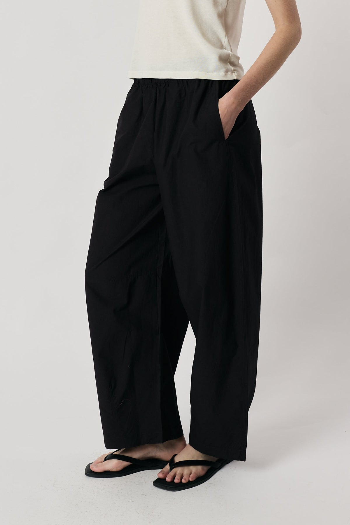 Giliann Agnes Pant Coffee (Black)